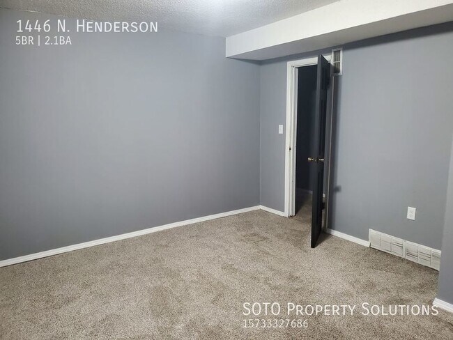 Building Photo - 5 BD / 2.5 BA House