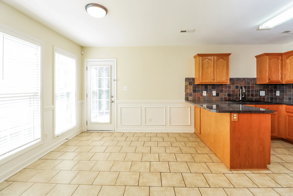 Building Photo - 2970 Deep Cove Dr NW