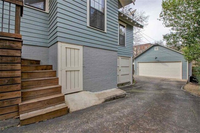 Building Photo - 3810 Compton-