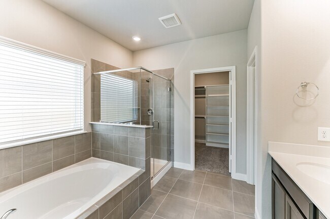 Building Photo - 4322 Pale Fox Ln