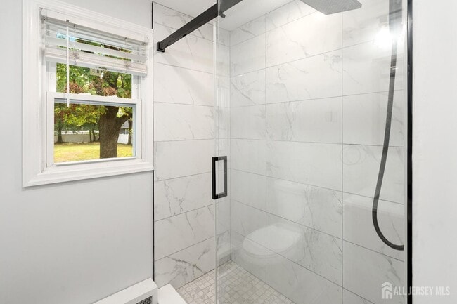 Building Photo - 174 Alcoa Ave