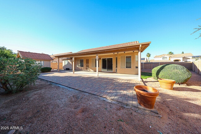 Building Photo - 8963 E Floriade Dr