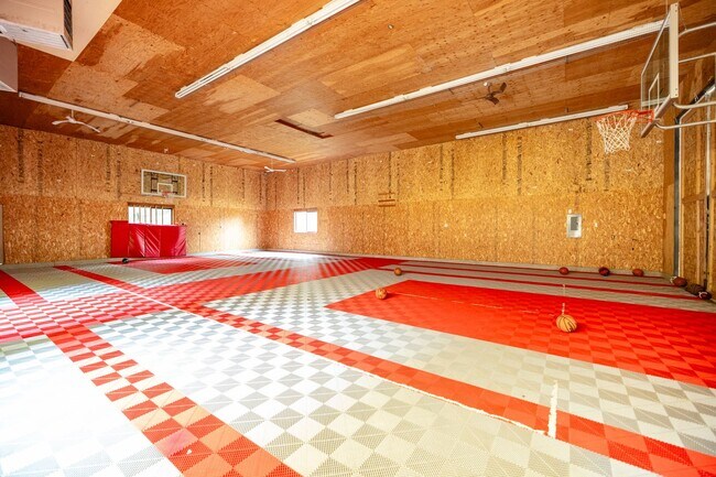 Building Photo - 20479 Comet Ln