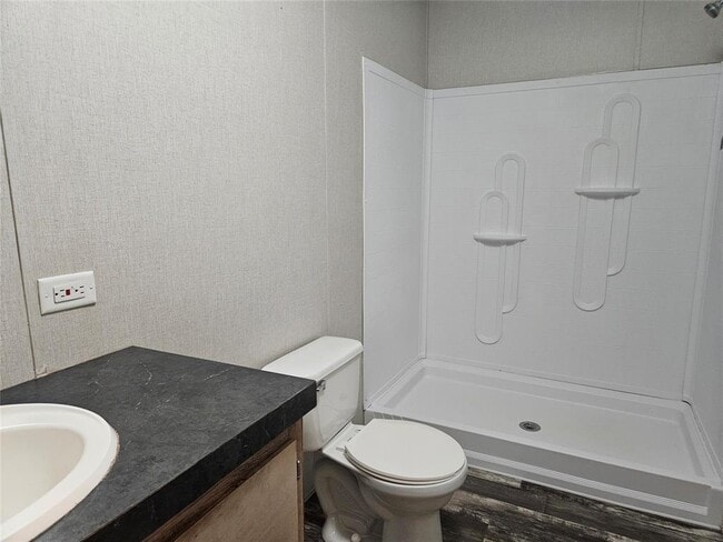 Building Photo - 112 Bosque