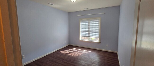 Building Photo - Beautiful Home with a full in law suite in Lewisville