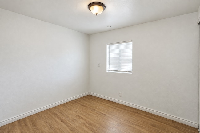 Building Photo - 1166 Minerva Ct