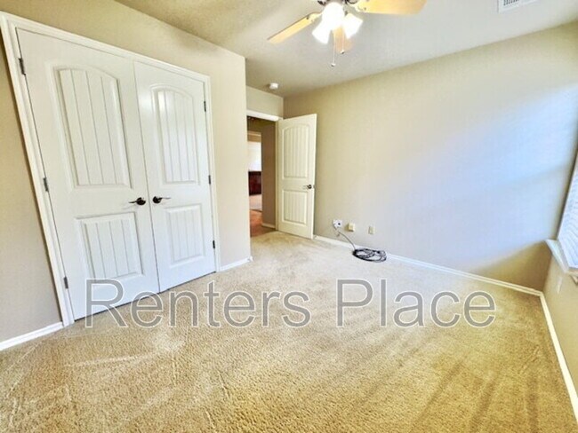 Building Photo - 12515 S Cedar Pl