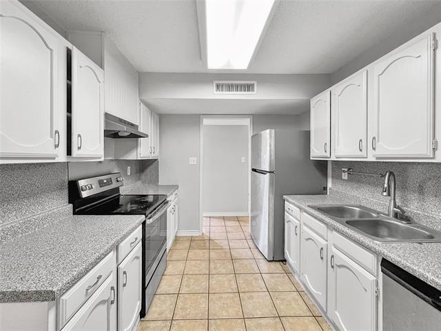 Building Photo - 4125 Shagbark St