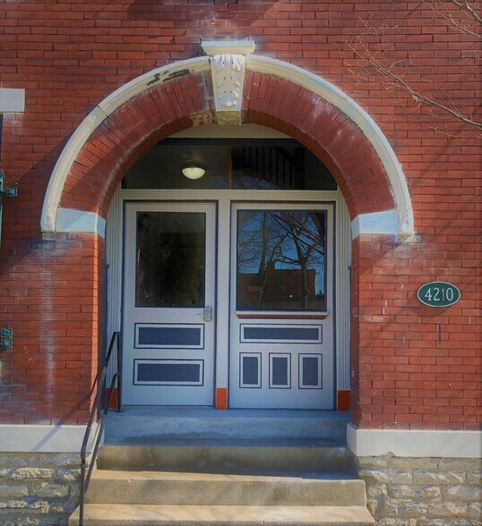 keypad securiy - 4210 Langland St