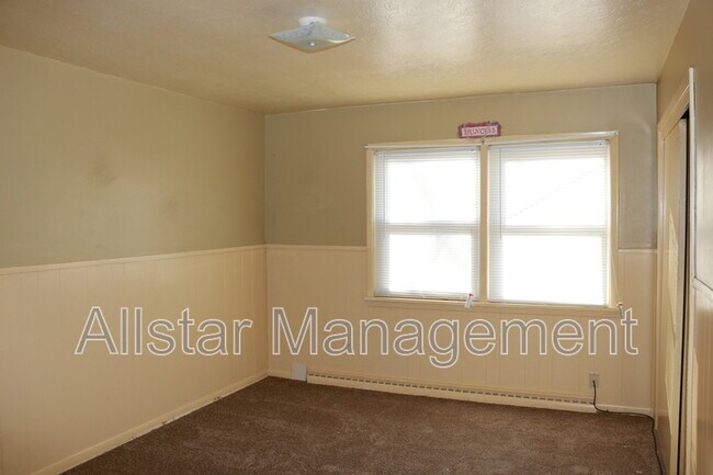 Building Photo - 26601 Lakeshore Blvd