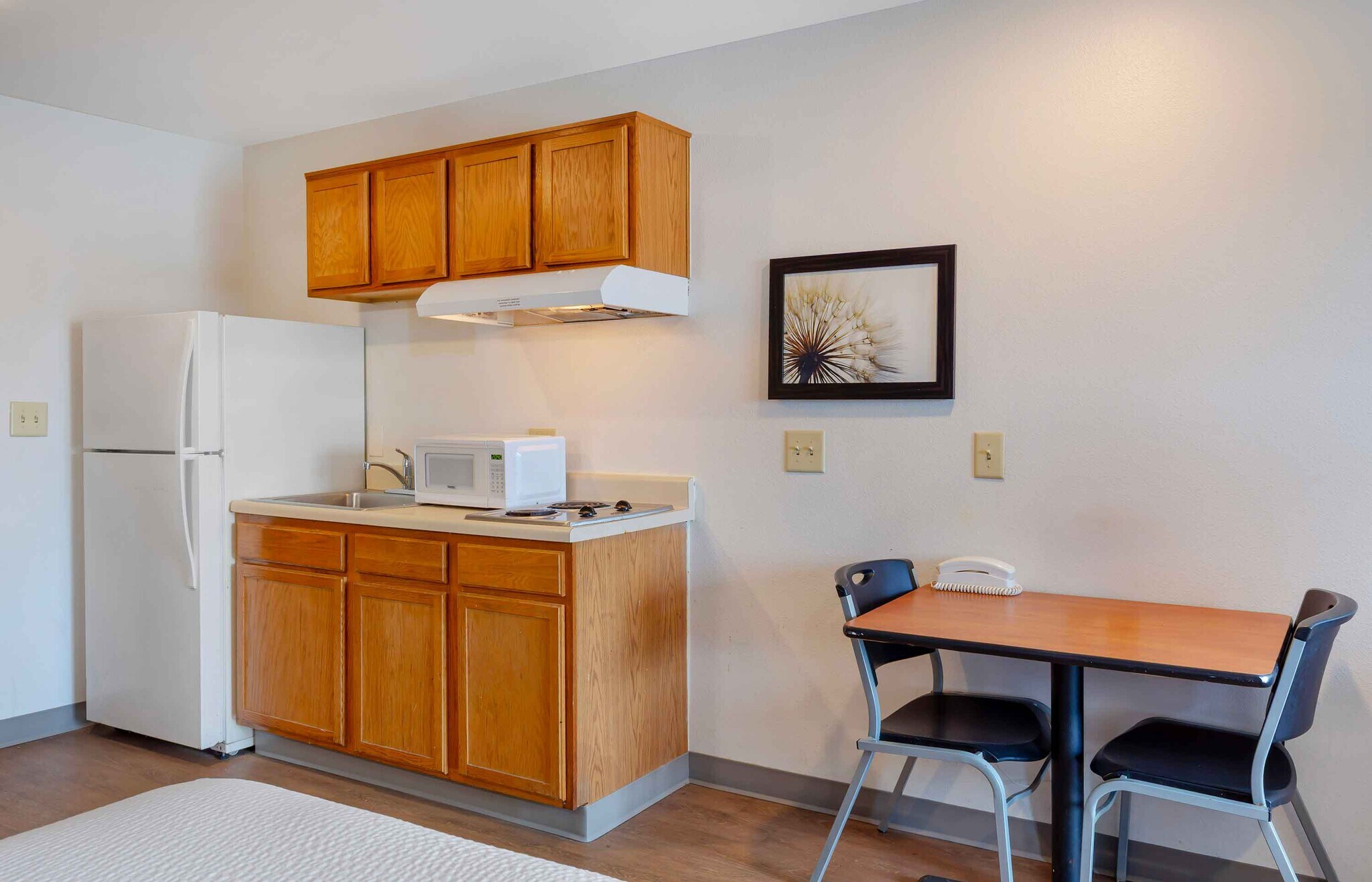 Building Photo - Furnished Studio-Fayetteville