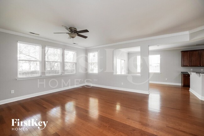 Building Photo - 123 Salt Meadow Ln