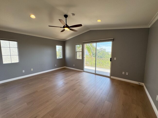 Building Photo - Beautiful 4Bd/2.5Ba Home in Aliso Viejo!