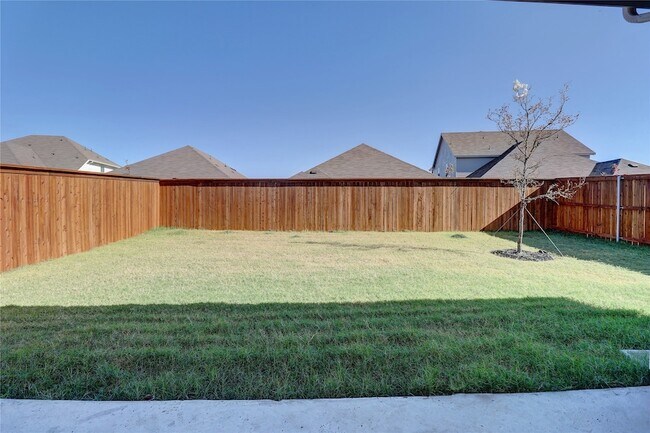 Building Photo - 4104 Zoe Ln