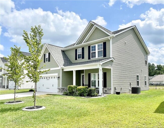 Building Photo - 1833 Bluffside Dr