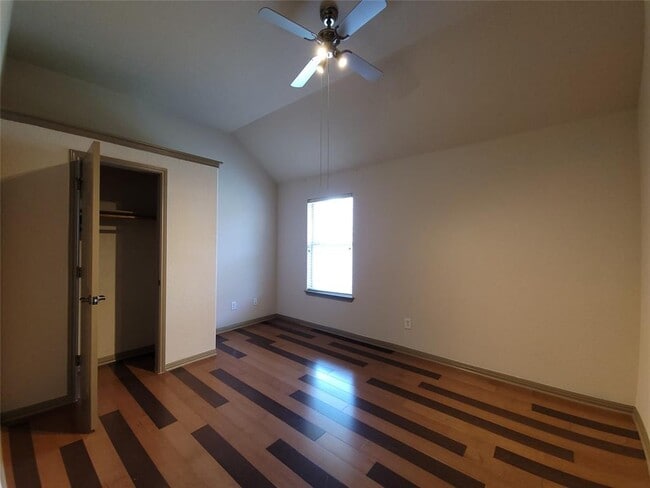 Building Photo - 10028 Lisi Anne Dr