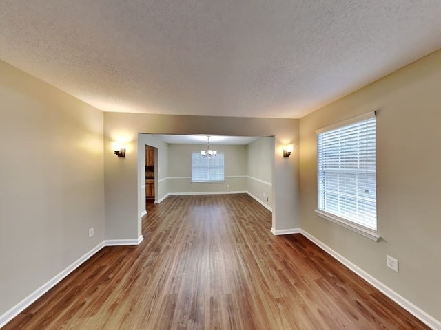 Building Photo - 3873 Riverview Chase Bluff