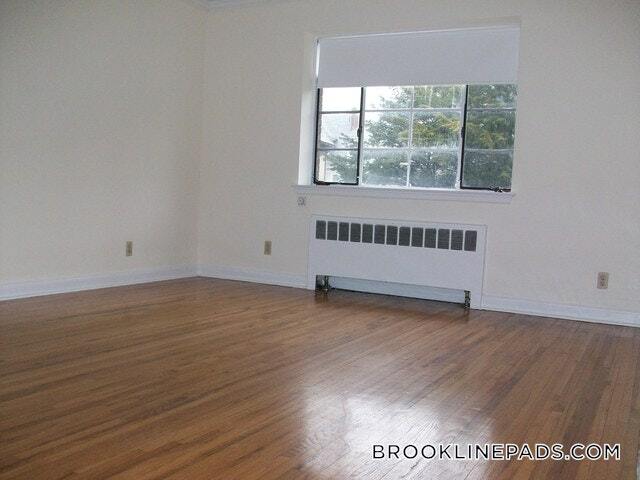 Building Photo - 84 St Paul St