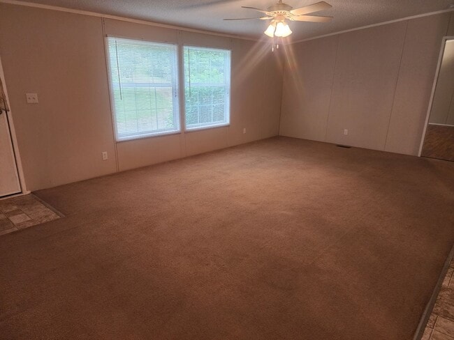 Building Photo - Peaceful Living on 2.36 Acres in Troutman!