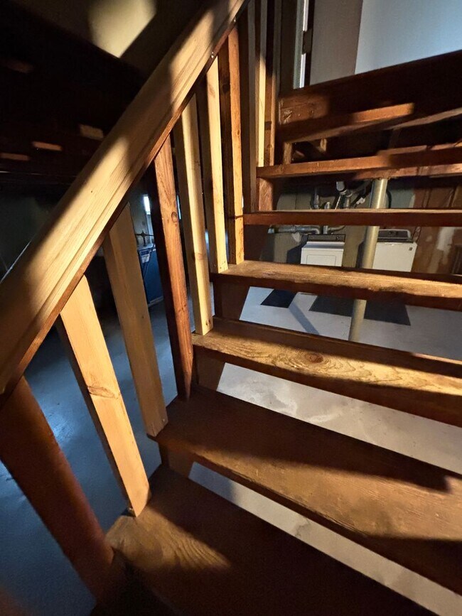 Building Photo - 4br Home for rent in Bethlehem PA