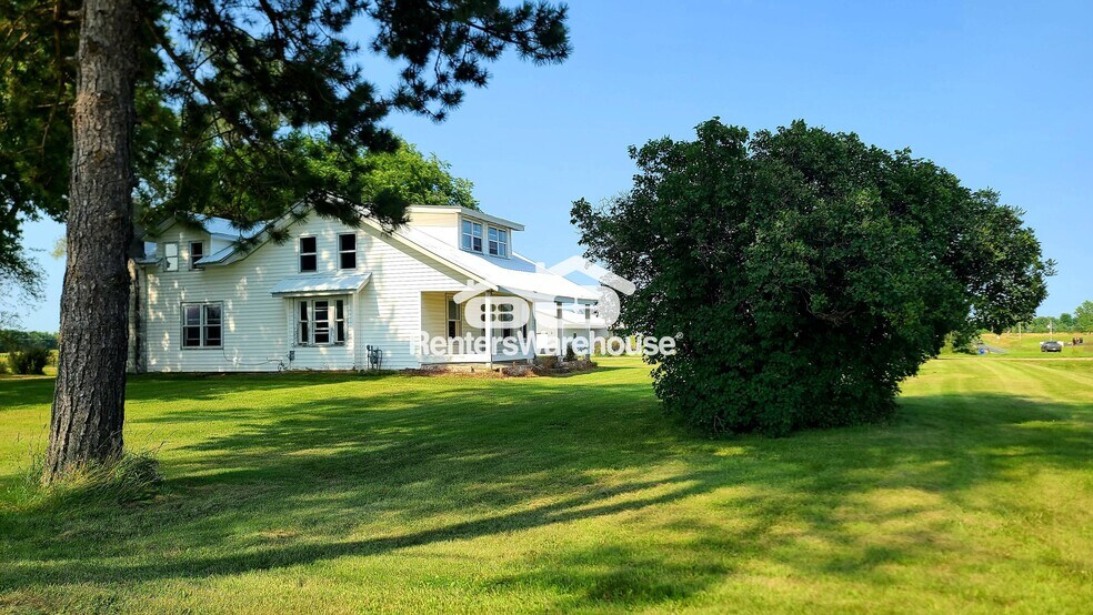 Building Photo - 1480 Co Rd A