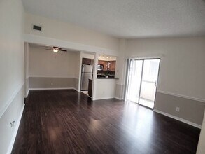 Building Photo - FOR RENT! Beautiful 2/2 Winter Park  Pool View Condo  in front of Full Sail!