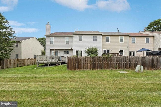 Building Photo - 907 Smartts Ln NE