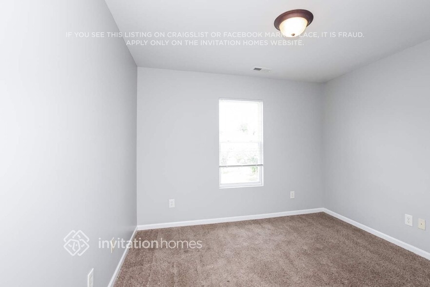 Building Photo - 9511 Mintworth Ave