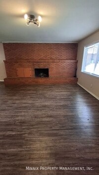 Building Photo - 4226 SW 2nd Ave