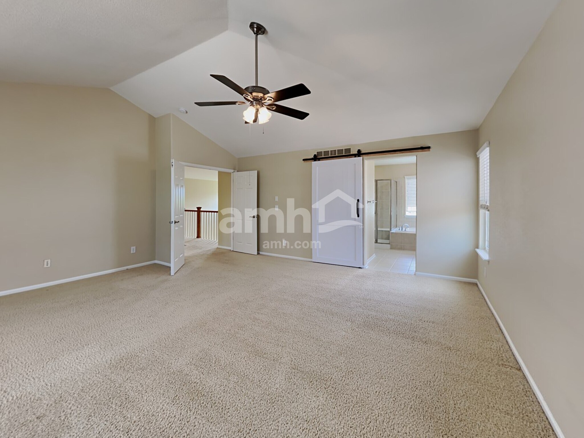 Building Photo - 1556 S Catawba Cir