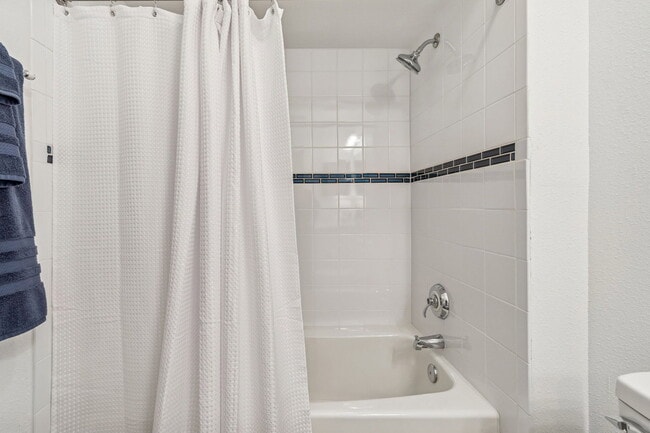 Building Photo - 12715 Taylor Nicolas Dr
