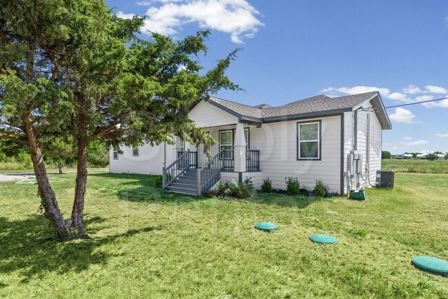 Building Photo - 401 Mcilrath Rd