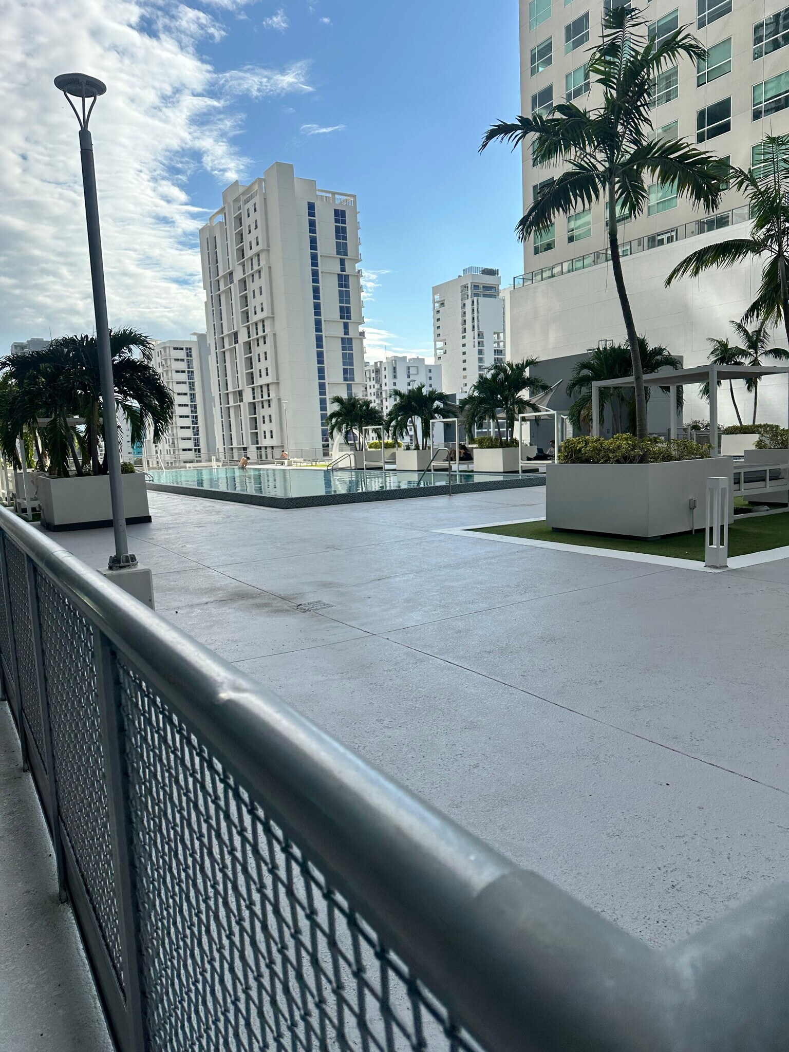 Building Photo - 690 SW 1st Ct