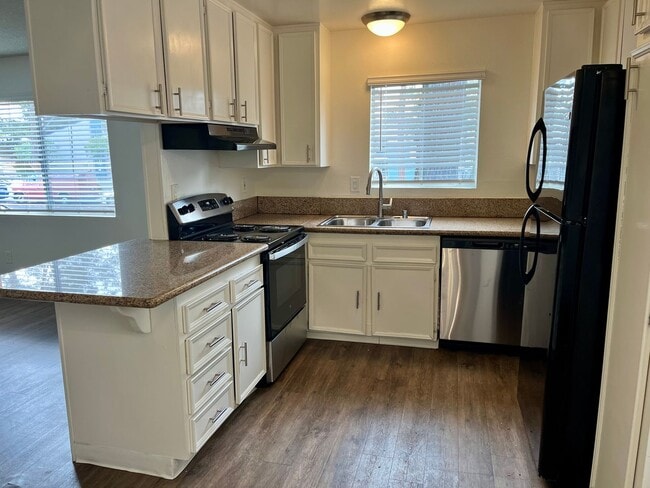 Building Photo - 6080 Mt Aguilar Dr