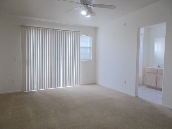 Building Photo - 1825 Cutlass Dr