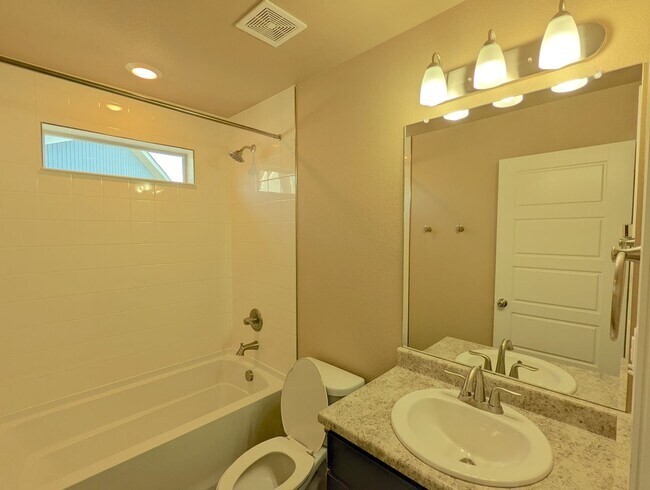 Building Photo - Banning Lewis home on Timberlake Loop for Rent!!