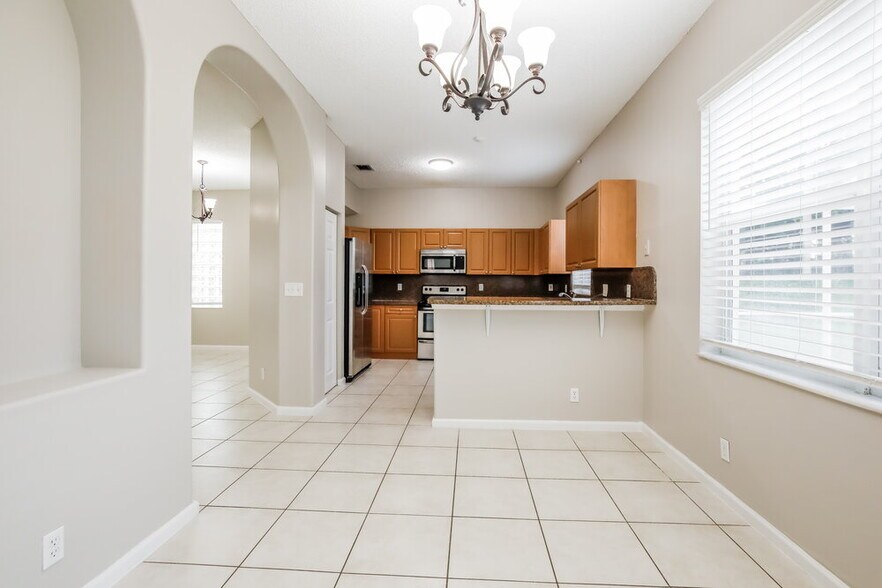 Building Photo - 103 SW 164th Ave