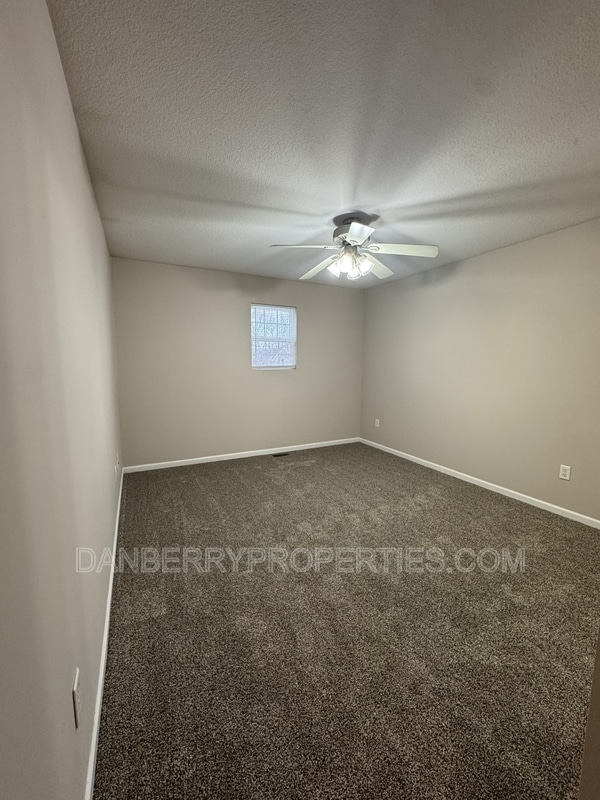 Building Photo - 216 Madison Ave