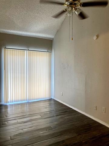 Building Photo - 7152 Fair Oaks Ave