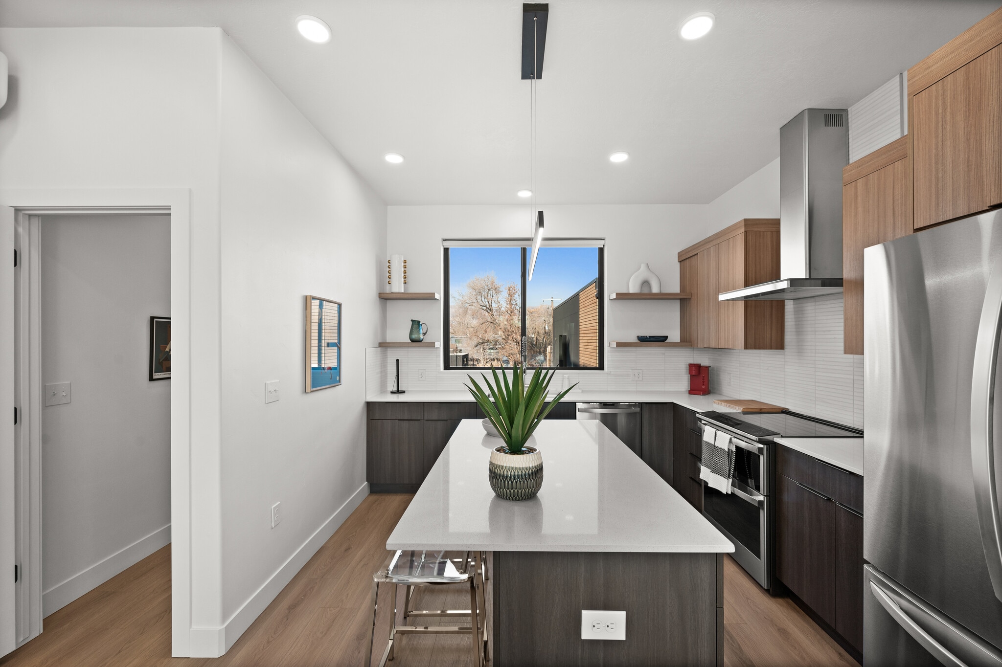 Building Photo - 847 S 800 E