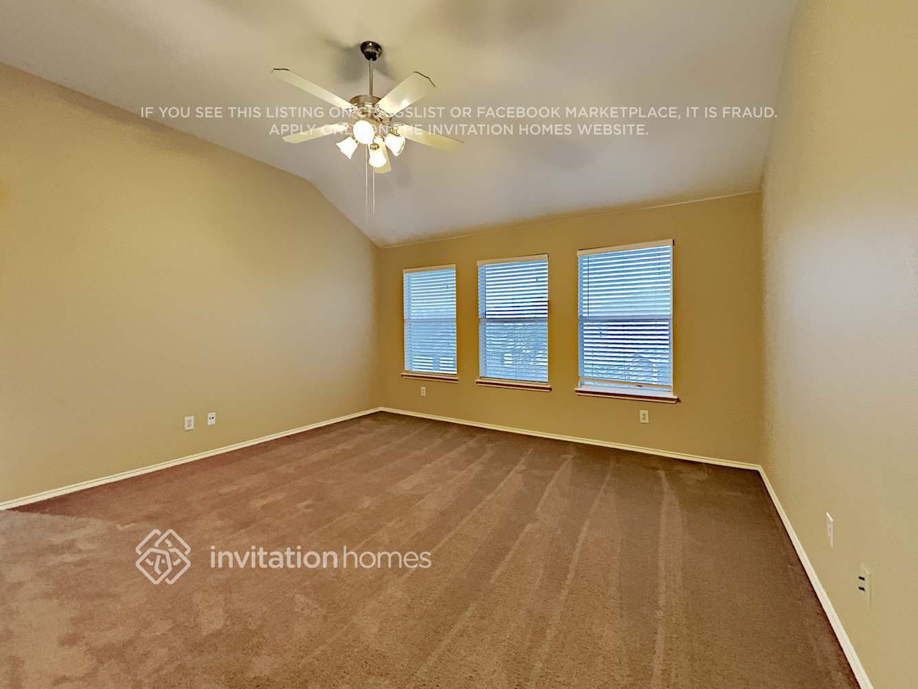 Building Photo - 1116 Sweetwater Dr