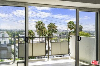 Building Photo - 1155 N La Cienega Blvd