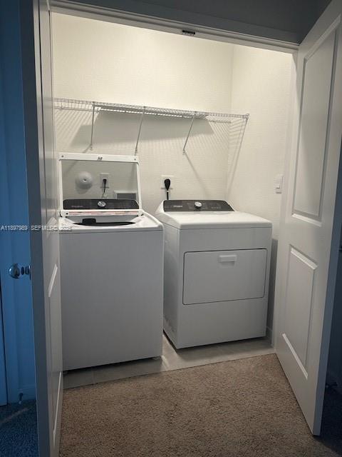 Building Photo - 390 NE 12th St