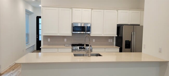 Building Photo - 566 Dry Fork Ln