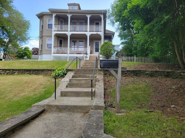 Building Photo - 11 Trenton St