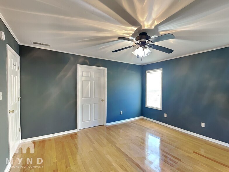 Building Photo - 1234 Crystal Springs Trail