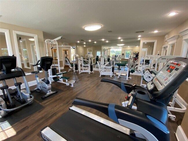 Building Photo - 7511 Seurat St