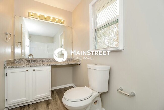Building Photo - 3 Bedroom Pet-Friendly Home in Powder Springs, GA with Main Street Renewal