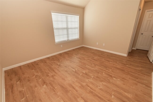 Building Photo - 4047 Cary Creek Dr