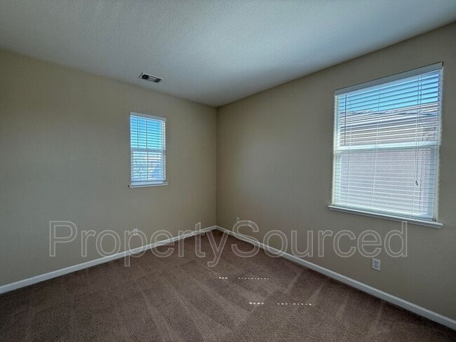 Building Photo - 388 Crescent Moon Dr